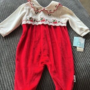 Vintage - Little Me romper cute for the holidays 🎄 🎅❤️